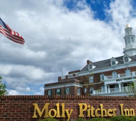 Molly Pitcher Inn Ред-Банк Экстерьер фото