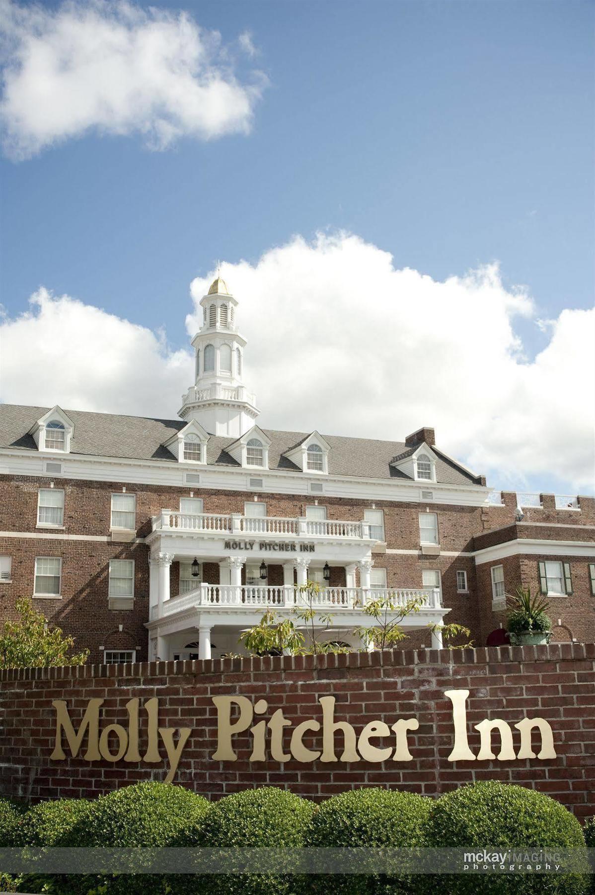 Molly Pitcher Inn Ред-Банк Экстерьер фото