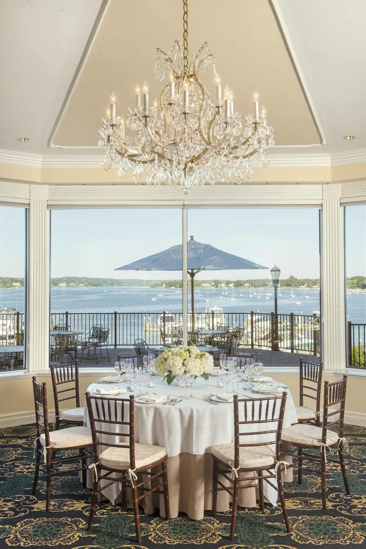 Molly Pitcher Inn Ред-Банк Экстерьер фото